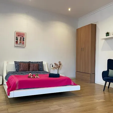 Hostel By La Rambla Rooms Barcelona