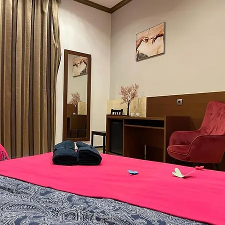 Hostel By La Rambla Rooms Barcelona